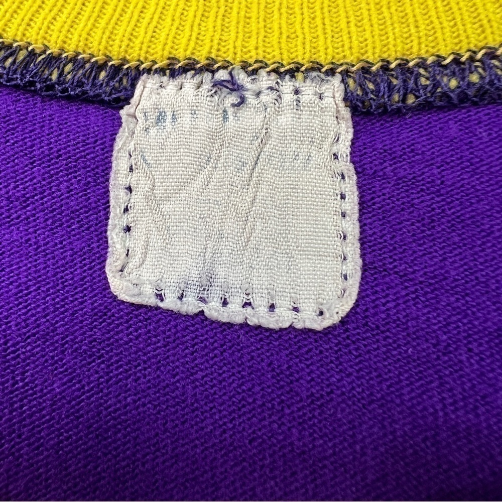 Vintage 1980s Single Stitched Graphic Color Blocked Tee Shirt 🍇 🍋 - Picture 7 of 7